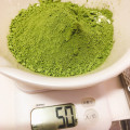抹茶50gをはかり取る_抹茶ガトーショコラ20191126