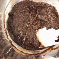 ヘラでかき混ぜてチョコ生地とハチミツの融和を促す-ガトーショコラ(2019/11/28)